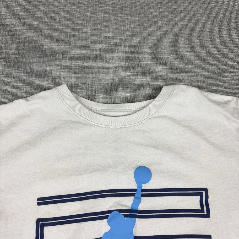 Jordan Shirt Mens M White Jumpman Graphic Tee Crewneck Tagless Cotton Jersey